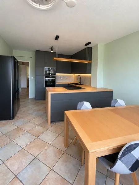Sofort einziehen: komplett möblierte 4 Zimmer Familienwohnung, 91 m², Balkon – ab 15.11.2026 — photo 1